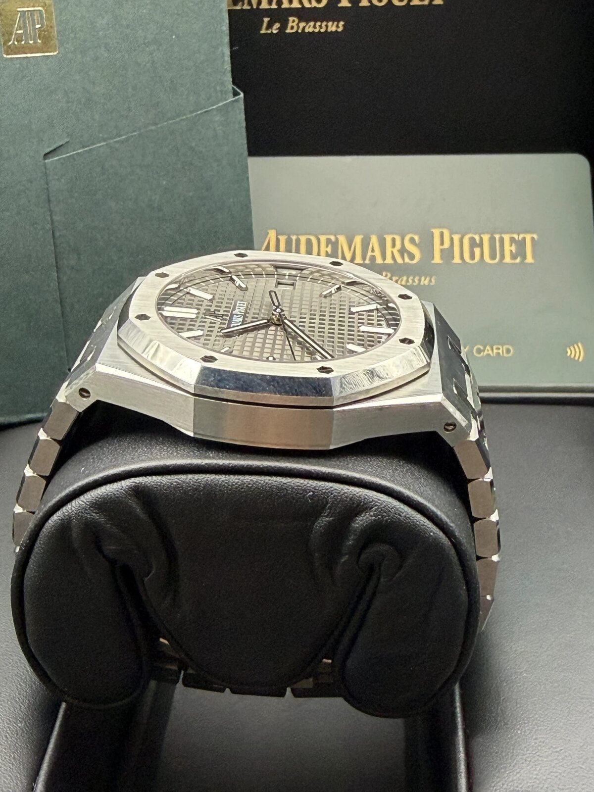 Audemars Piguet Royal Oak 15500ST Grey