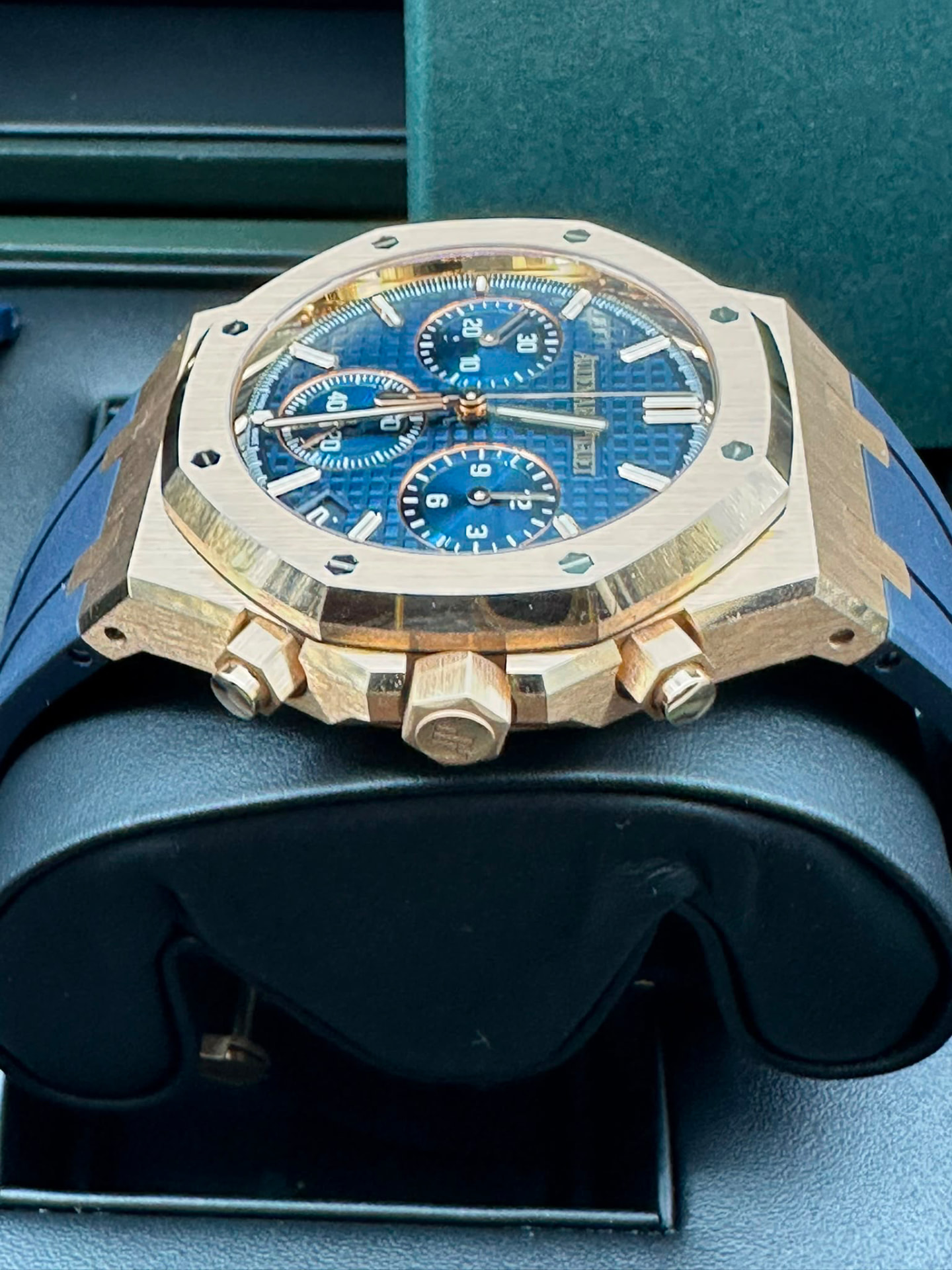 Audemars Piguet Royal Oak Chronographe 26240or 50th Anniversary