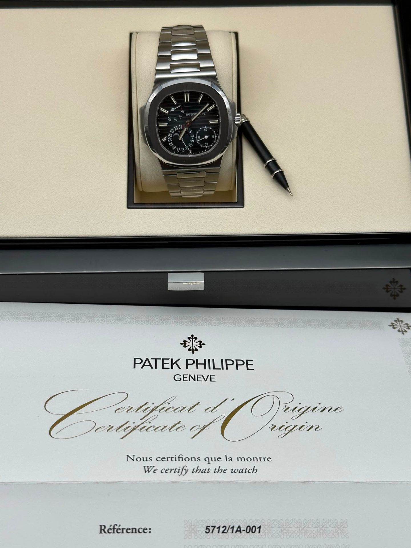 Patek Philippe Nautilus 5712/1A-001